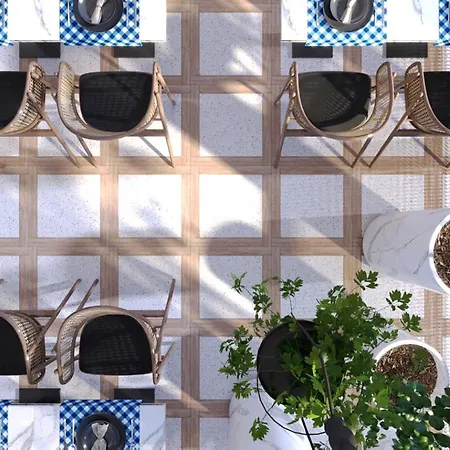 Almaris Aparthotel 3*